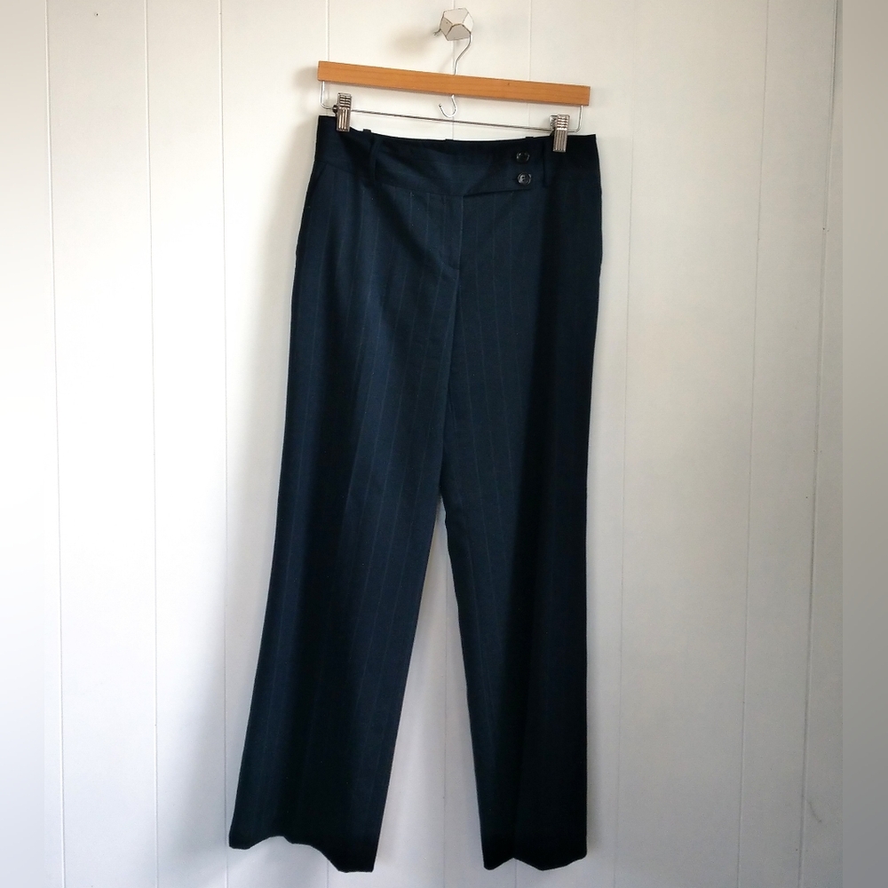 ☆ ANN TAYLOR Lindsay Navy Pinstripe Trousers